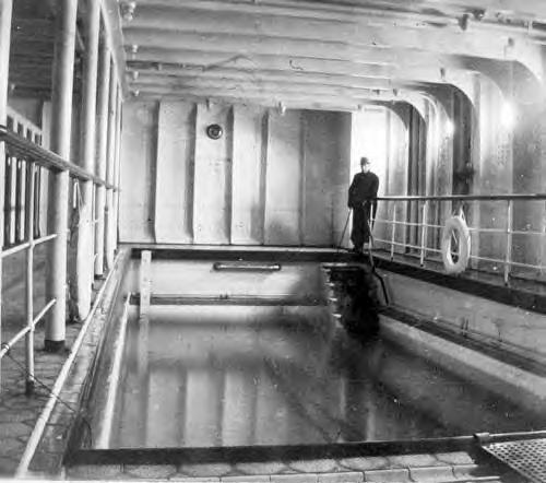 titanic squash court