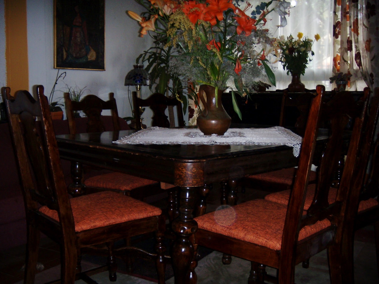 Sakra Antiques: Hermoso Comedor Antiguo de los años 40. Beautiful Old