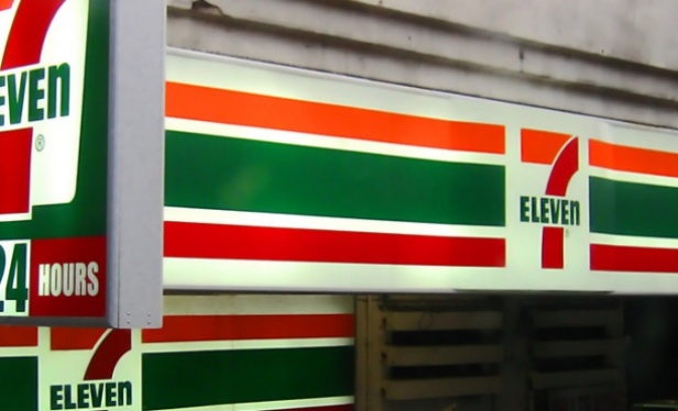 Kisah Di Sebalik Kenapa 7 Eleven Dibuka 24 Jam 7 Eleven