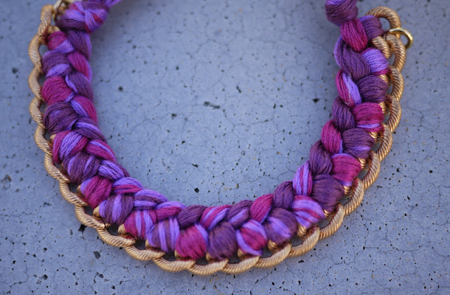 DIY: Bracelets Made from Threads and Curb Links DIY: Bracelets Made from Threads and Curb Links