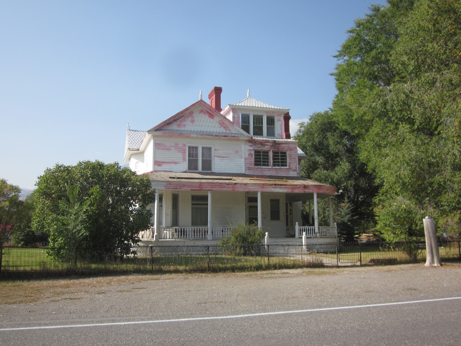 Mackay, Idaho 83251 Mackay Mansion History Corner of Spruce and Elm
