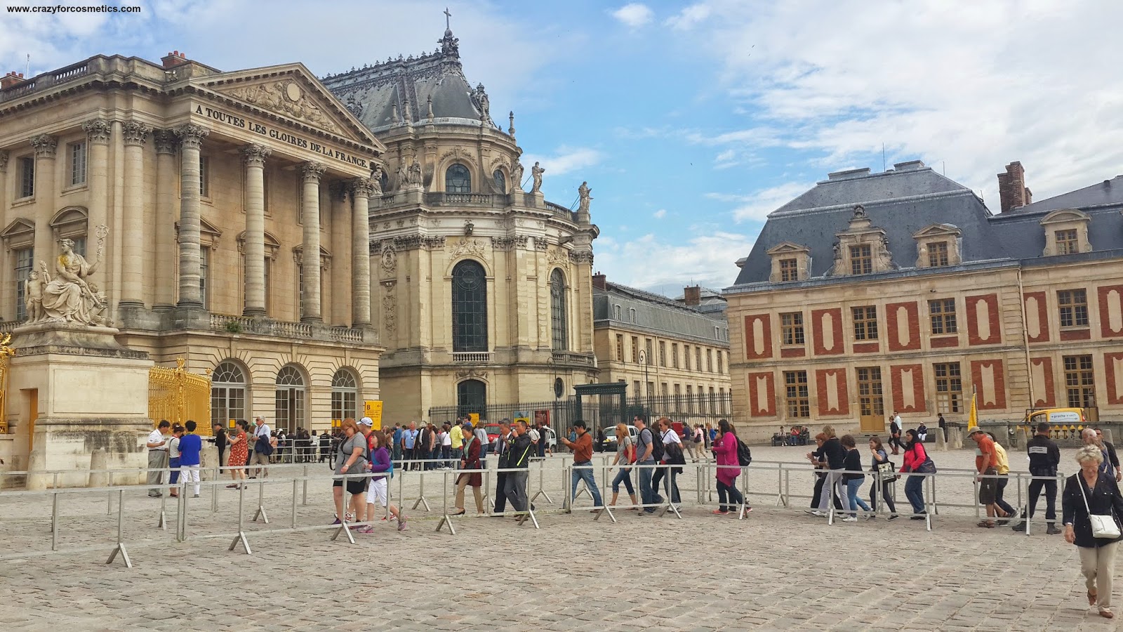 palace of versailles queues