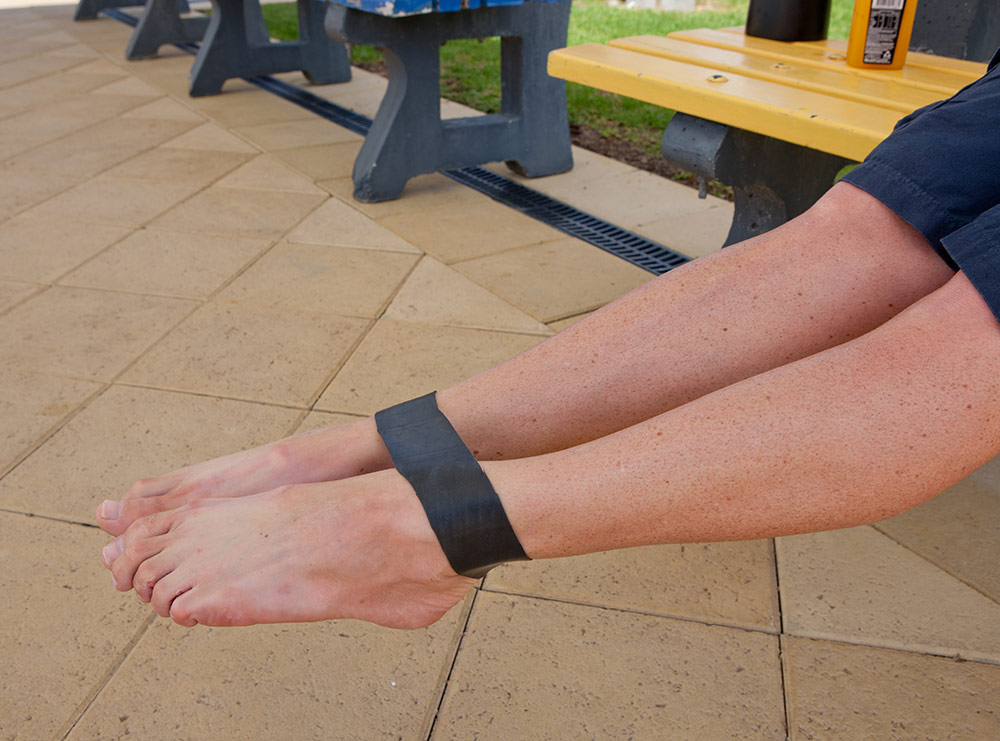 How to not kick during pull? r/Swimming