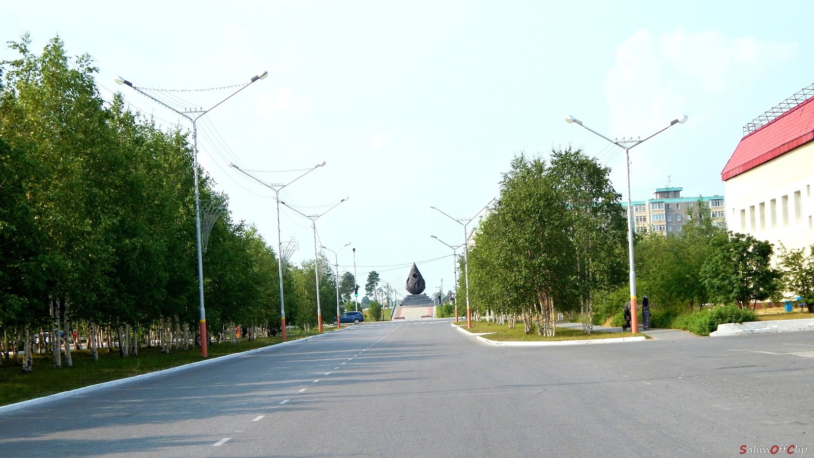 Вид на каплю нефти в Когалыме