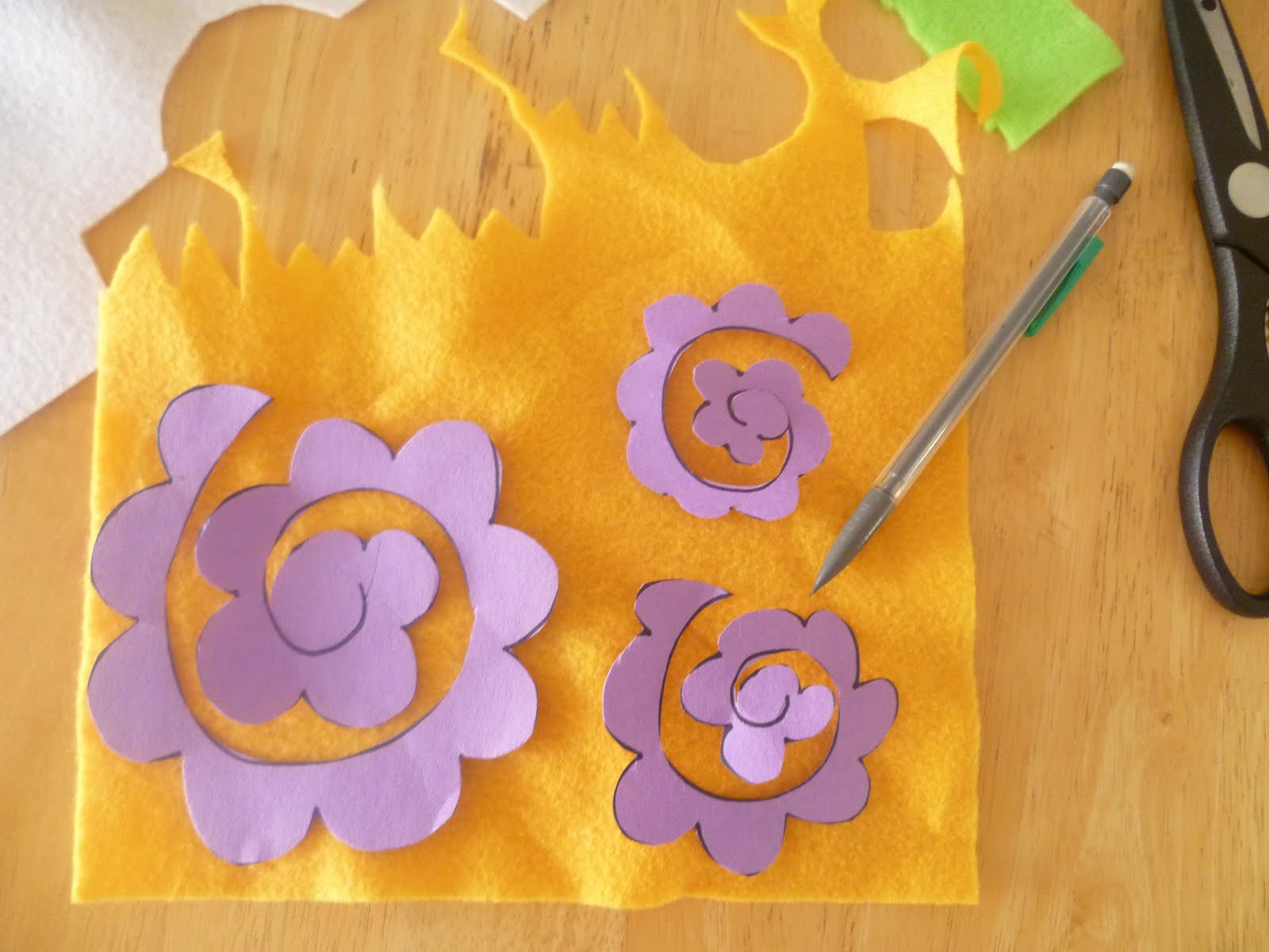 lionheart DIY felt flower crown