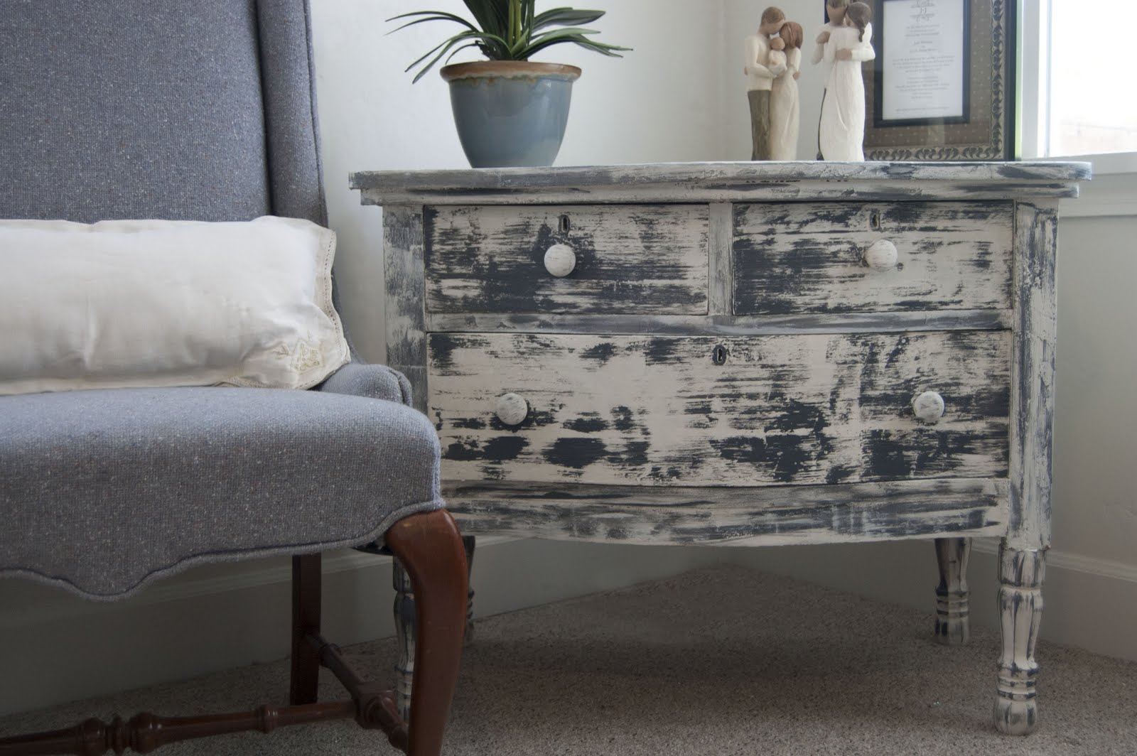 551 east tutorial how to get a distressed look with 551 east tutorial how to get a distressed look with