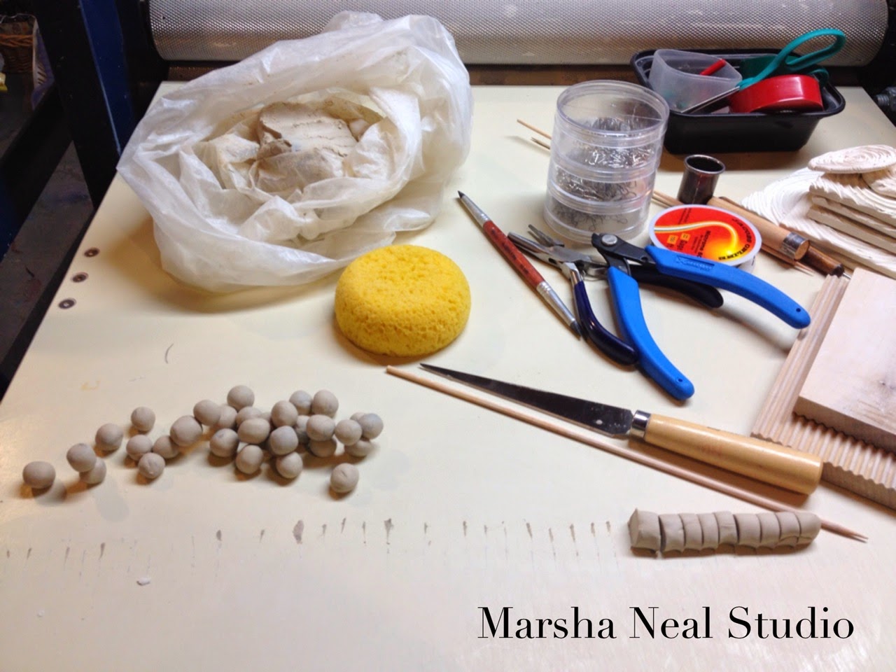 Love My Art Jewelry Making Ceramic Beads with Wire Loops