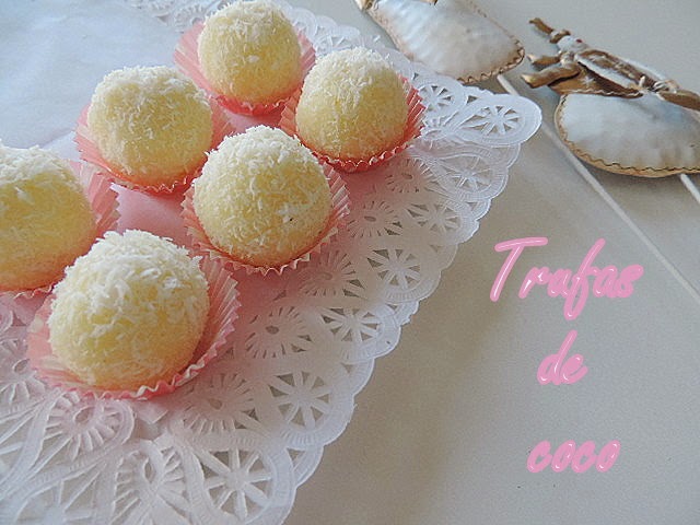 Trufas De Coco Sin Azúcar Añadido
