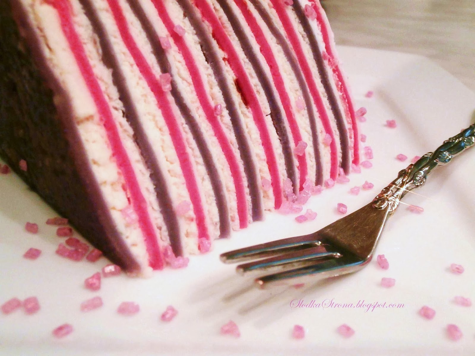 Tort Naleśnikowy na Walentynki - Przepis - Słodka Strona 