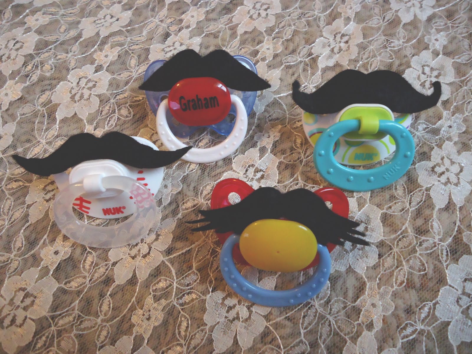 McKell's Closet Mustache Binkies Tutorial!