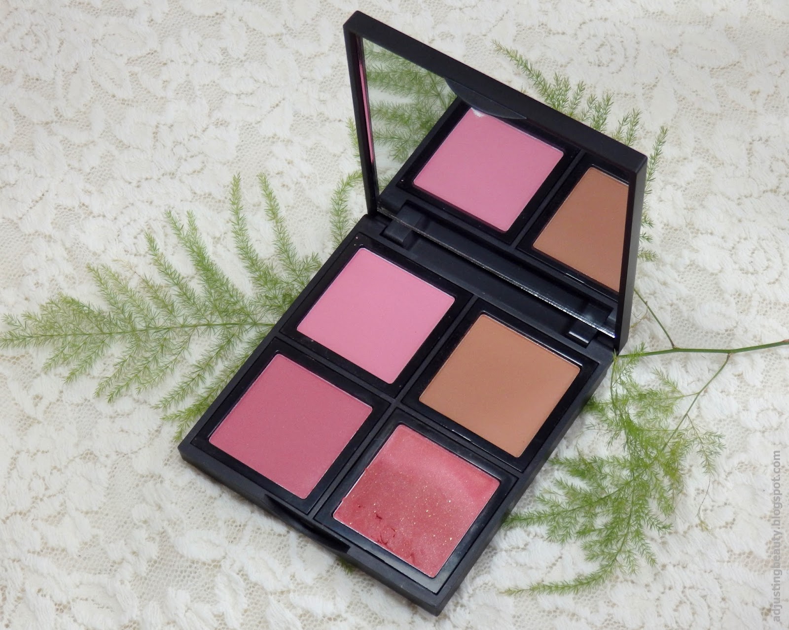 Review Elf Blush Palette (Light) Adjusting Beauty