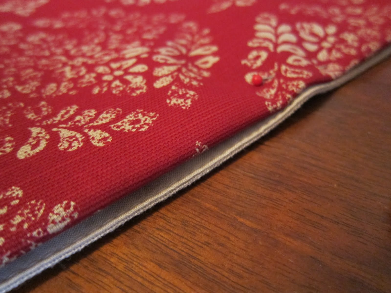 The Gauge Wars Circular Knitting Needle Case Tutorial