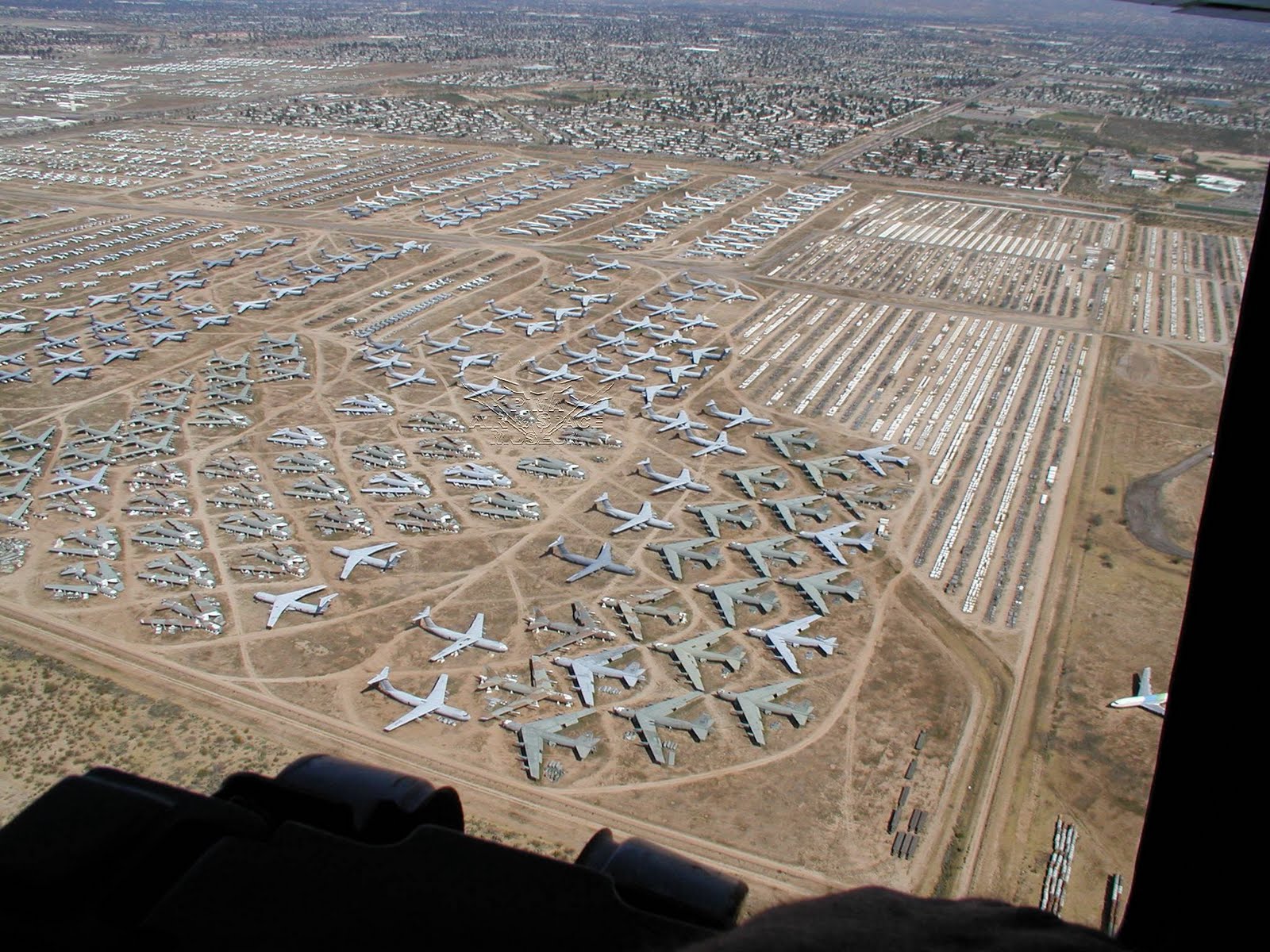 DavisMonthan AFB o maior cemitério de aeronaves do mundo