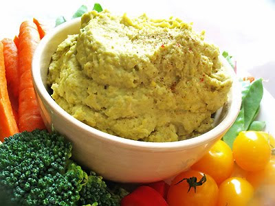 creamy avocado hummus