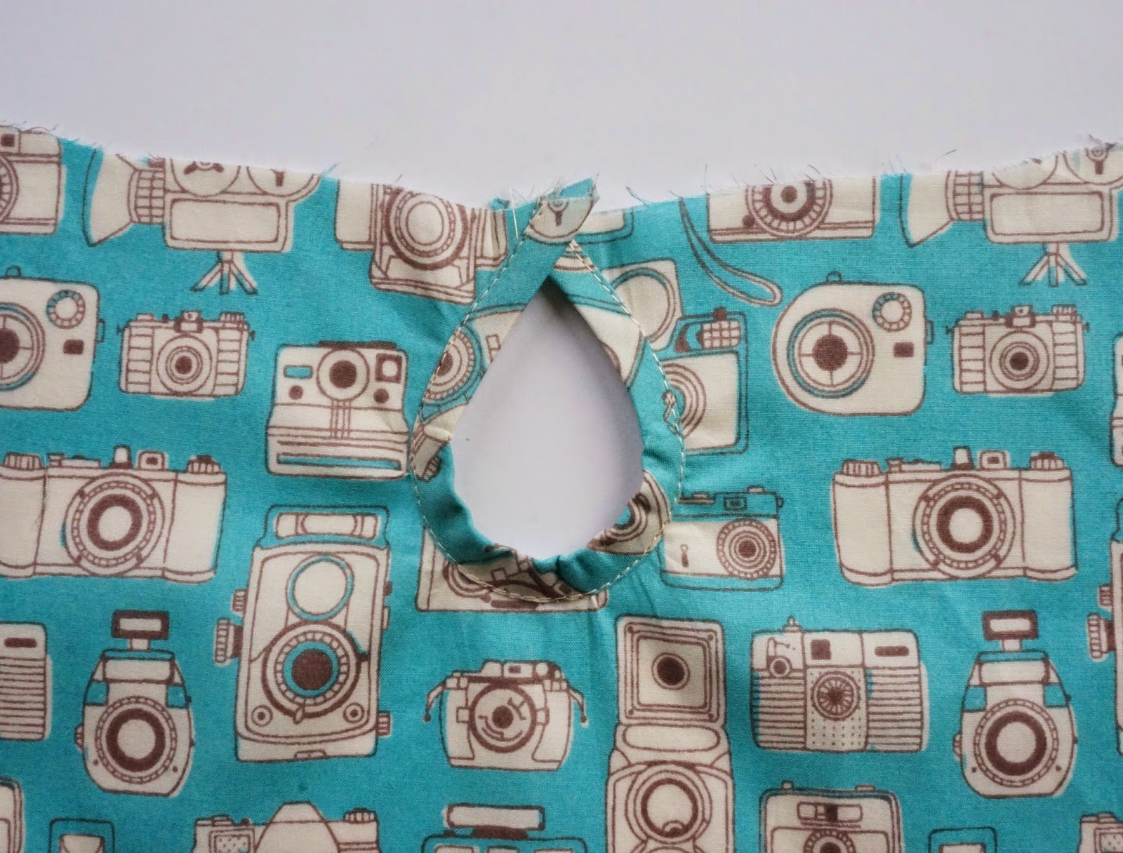 Charise Creates The Anna Blouse Sew Along Sewing the Keyhole and