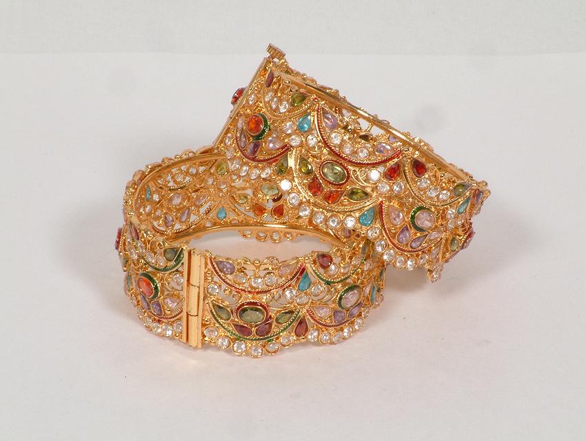 Portal of Ornaments Gold Bangles Designs For Dubai