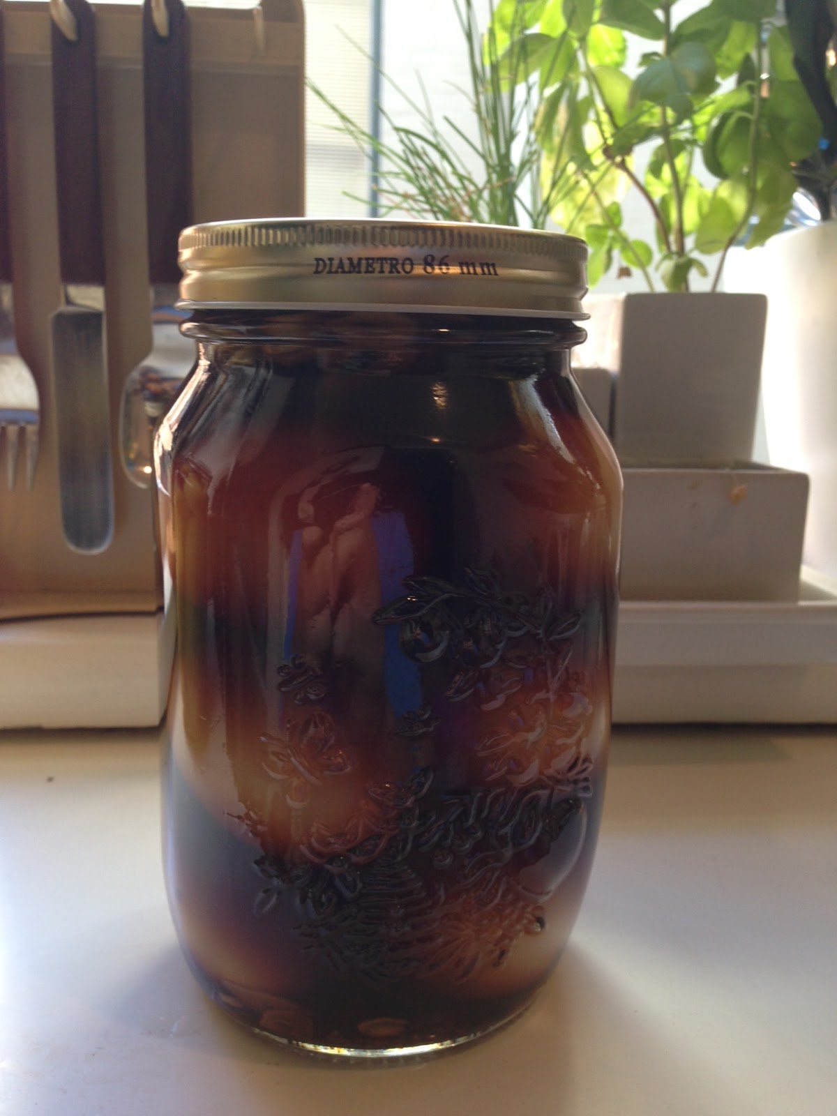 Jarhead Pickling Blog: Pub-style Pickled Eggs - Perfect With Beer