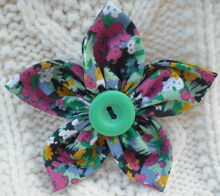 A Moment in Time Fabric Flower Button Brooches