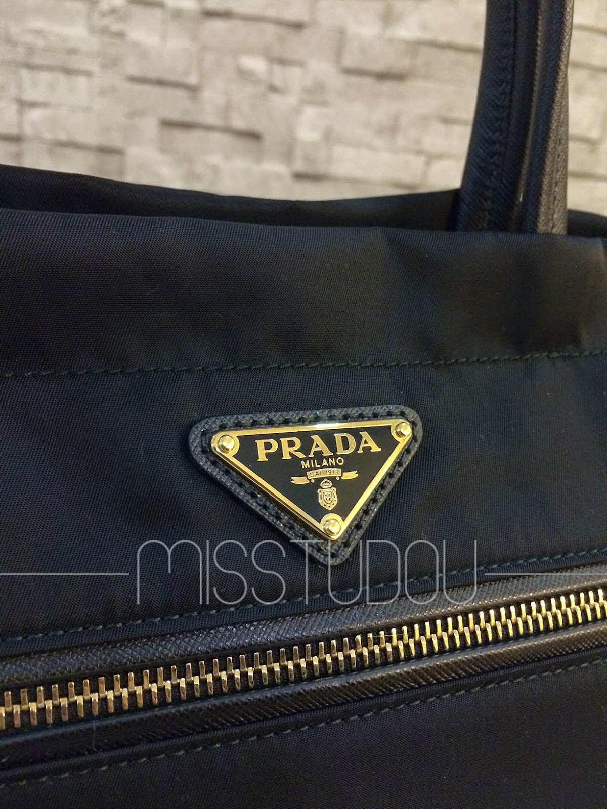 prada b1843m