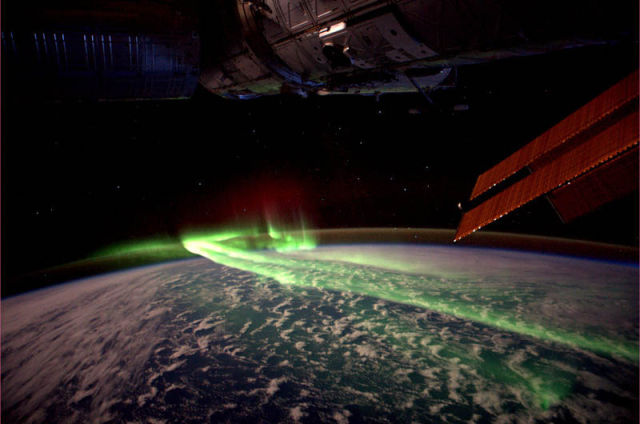 Auroraaustralis28southernlights29fromspace Imgur