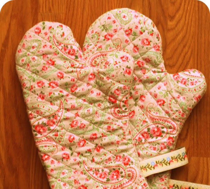 All The Live Long Day Ah, Oven Mitts!