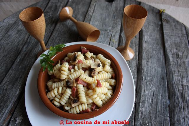Fusilli Bucati a la Boscaiola