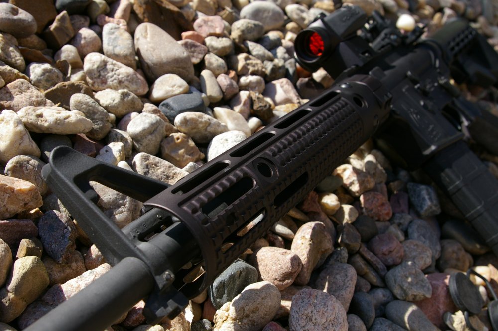 APEX AR HANDGUARD REVIEW