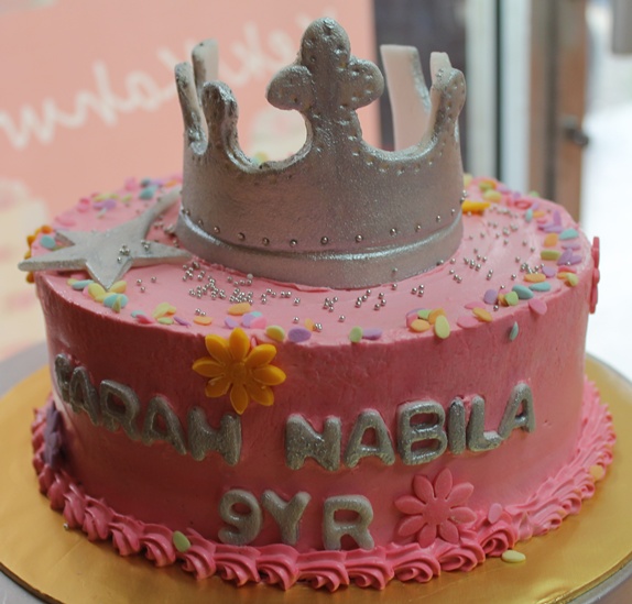 Crown or Princess Cake