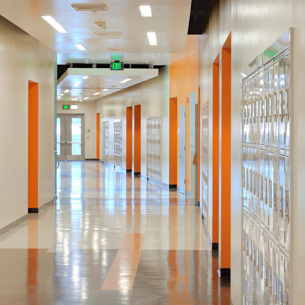 high school courses needed for interior design