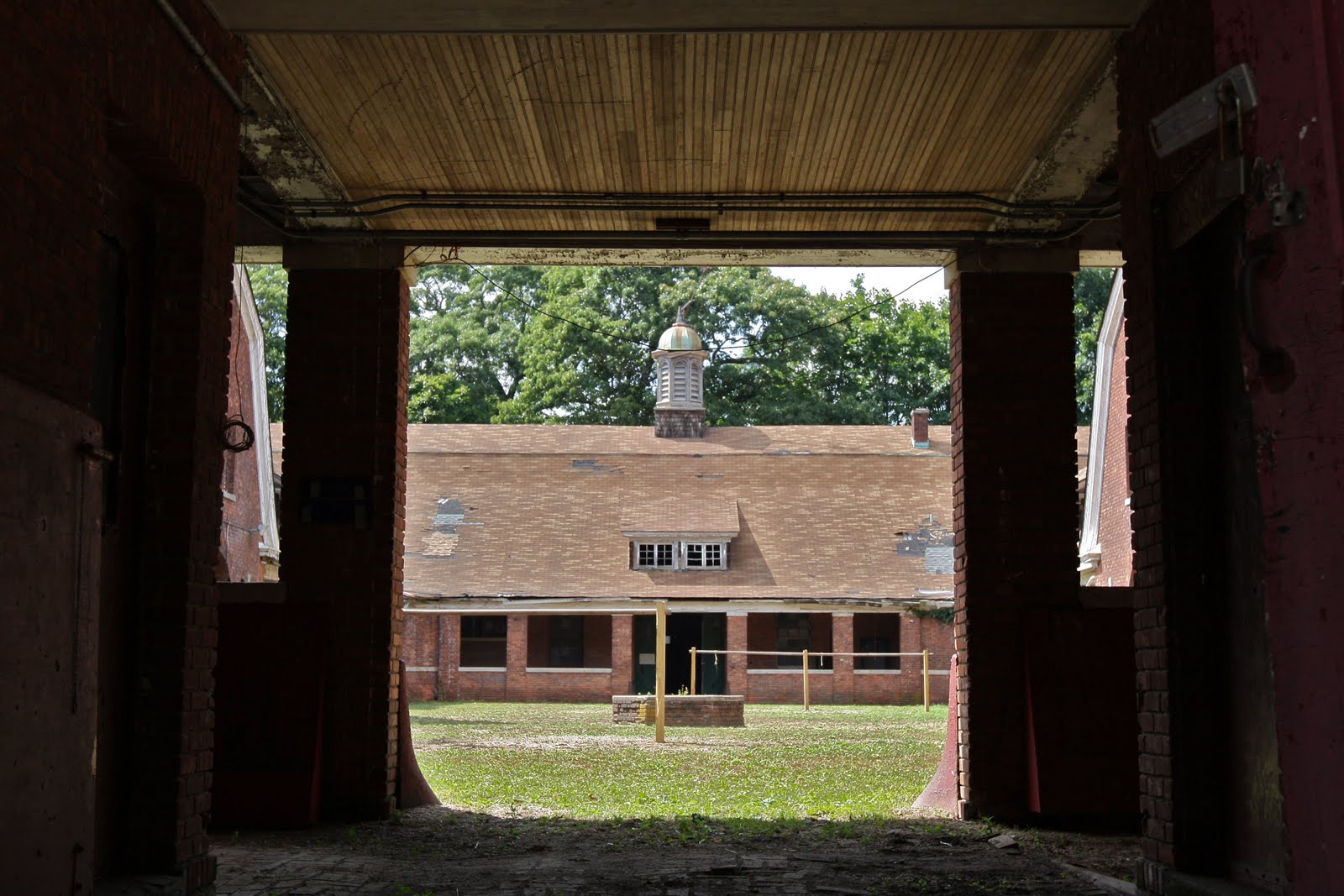 Old Long Island 'Broad Hollow House' Barn