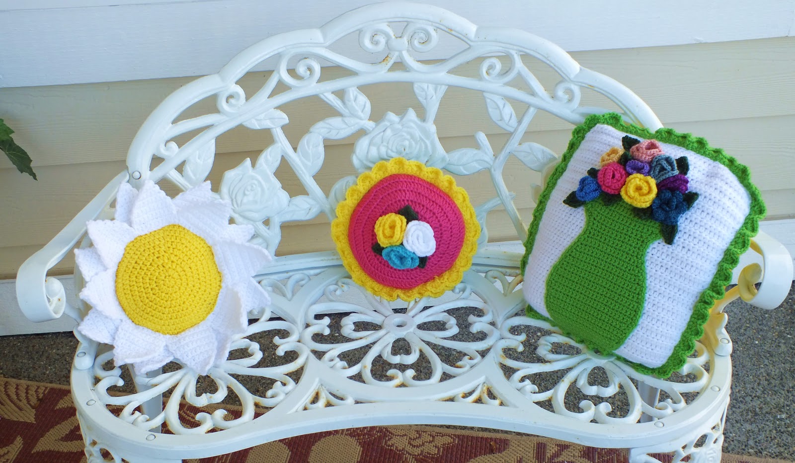 Connie's Spot© Crocheting, Crafting, Creating! Summer Porch Pillows©