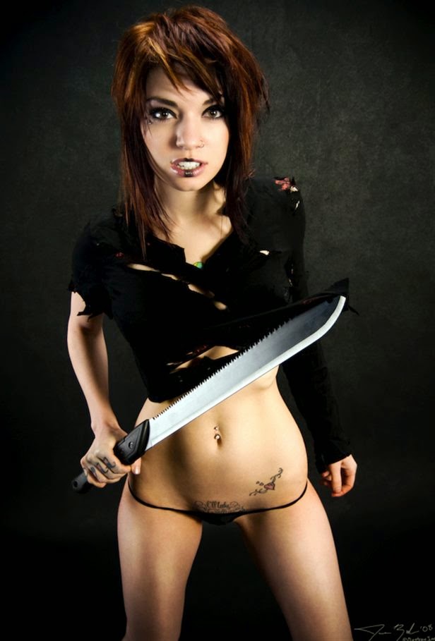 Голые девушки с ножом фото