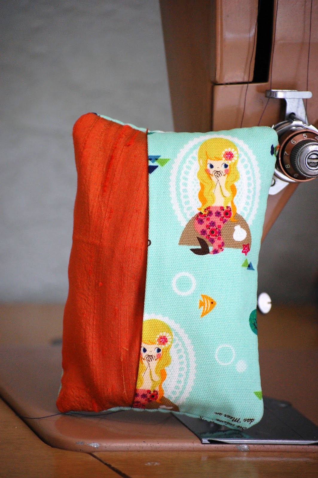 The Redolent Mermaid Tutorial Pocket Tissue Holder