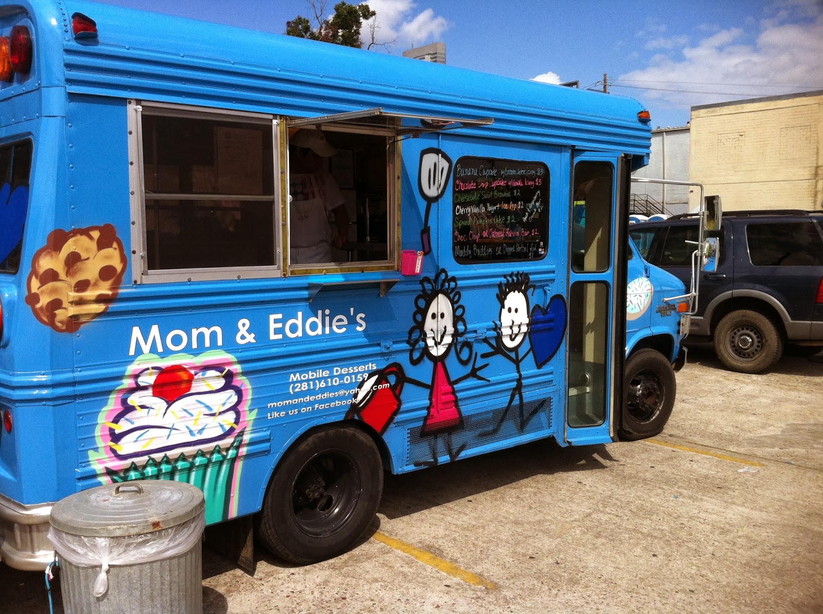 Houston Food Truck Reviews Mom and Eddies Cheese Cake Swirl Brownie