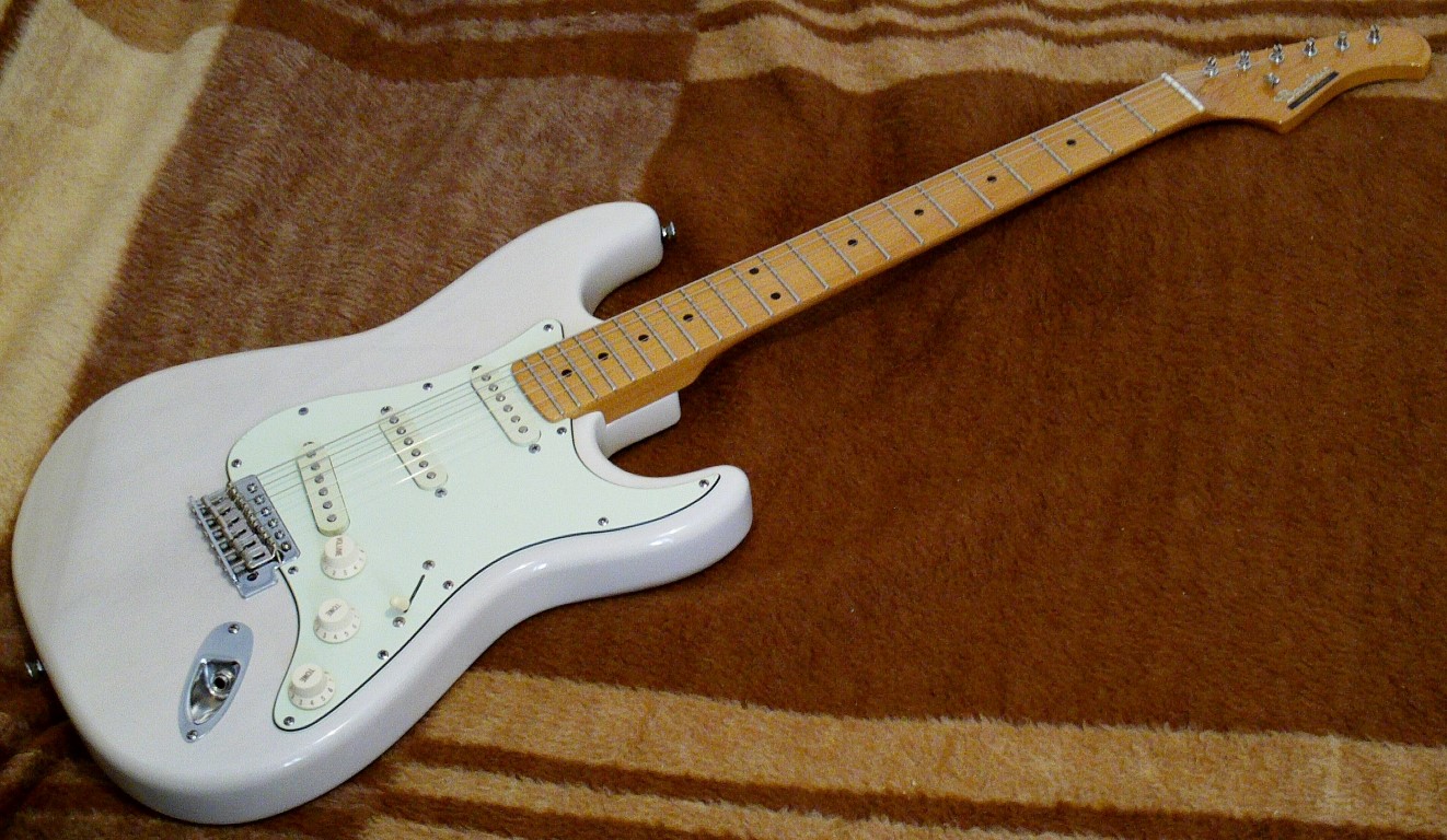 Guitar Dreamer: Bacchus Universe series Strat