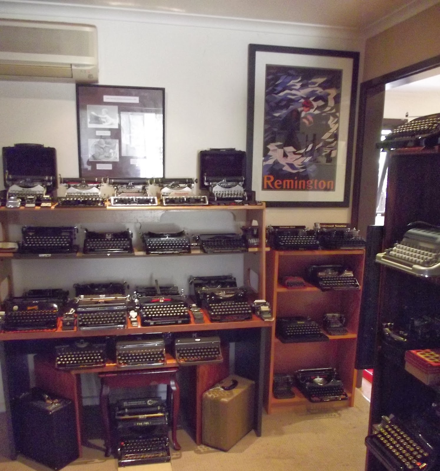 oz.Typewriter Expanded Typewriter Display