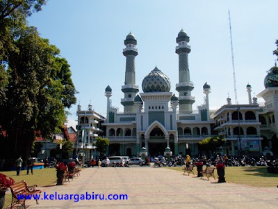 Wajah Baru Alun-Alun Malang