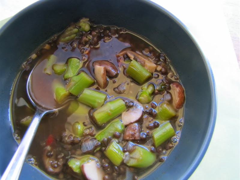 Albion Cooks Asparagus, Lentil & Mushroom Soup