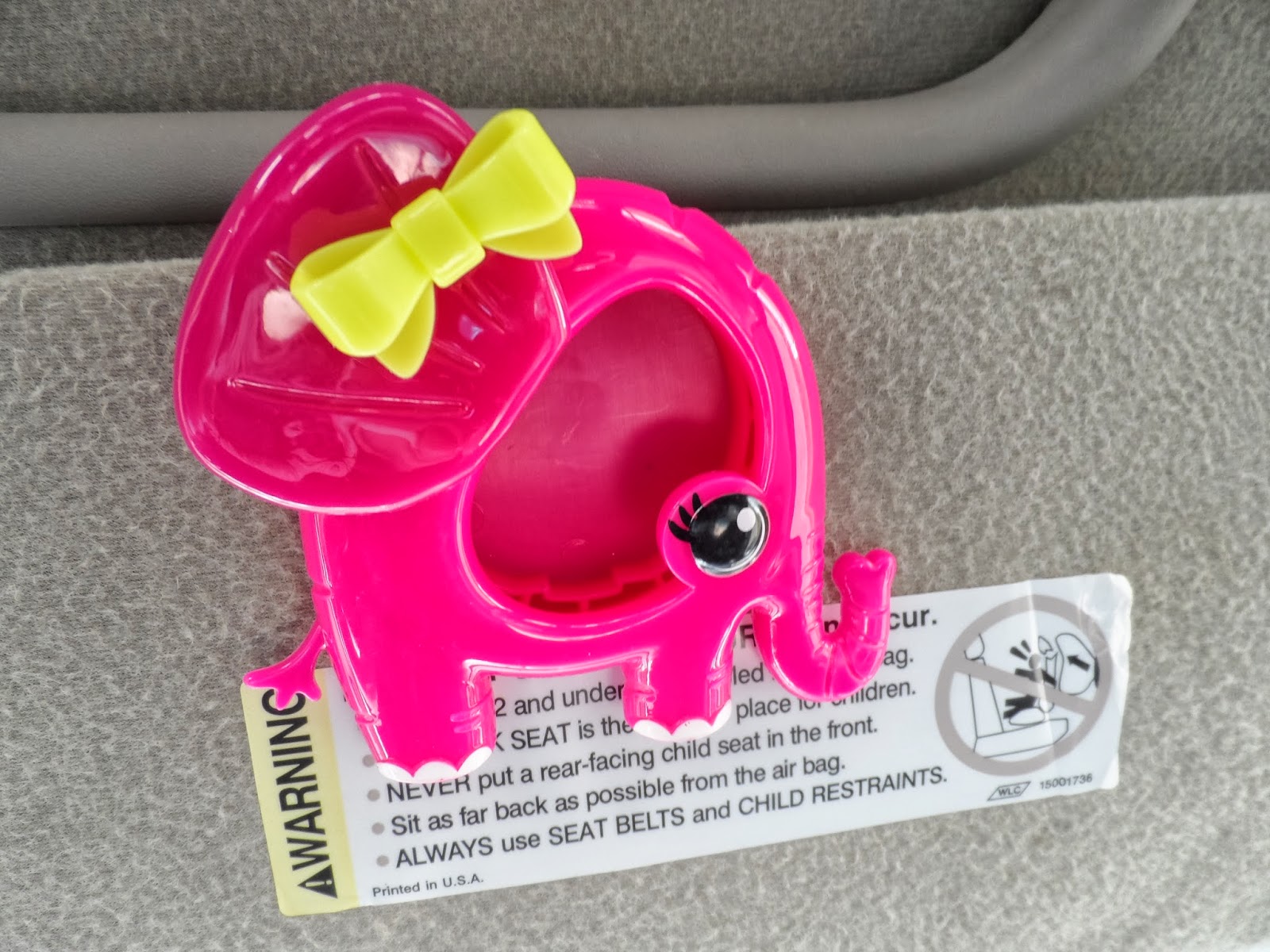 Bright Lips and Dyed Tips Bath & Body Works Candles and Scentportables