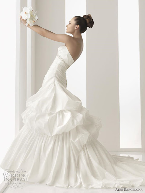 2011weddinggowns36390 2011weddinggowns36390