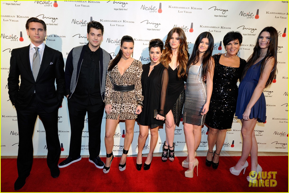 khloe kardashians stil den senaste khloe miami christmas card