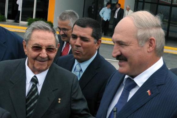 Presidentes de Cuba y Belarús dialogan en ONU   