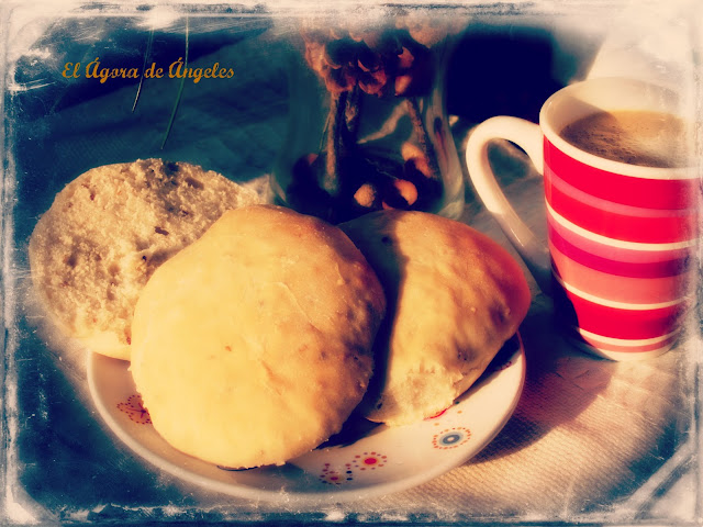 Panecillos De Anís Y Sésamo