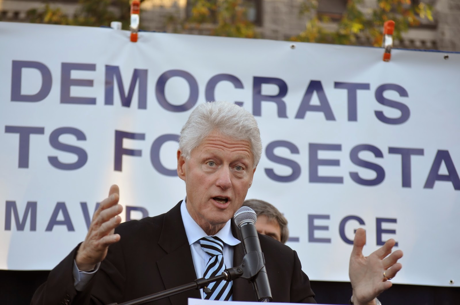 The Ever Expressive Face of Former President Bill Clinton