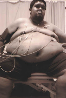 http://2.bp.blogspot.com/-c23iY17XBQo/ThP_jUDiraI/AAAAAAAAAOY/TbSdgIKyJhE/s1600/Bob+Kuman+Sebelum1.jpg