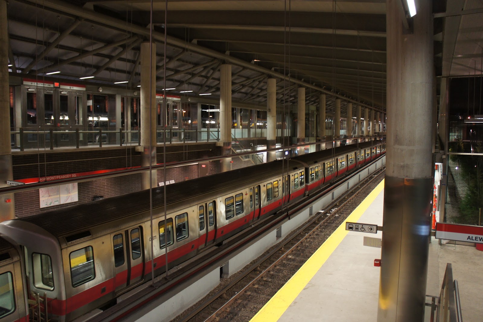 Boston to a T Red Line Weekend Diversion