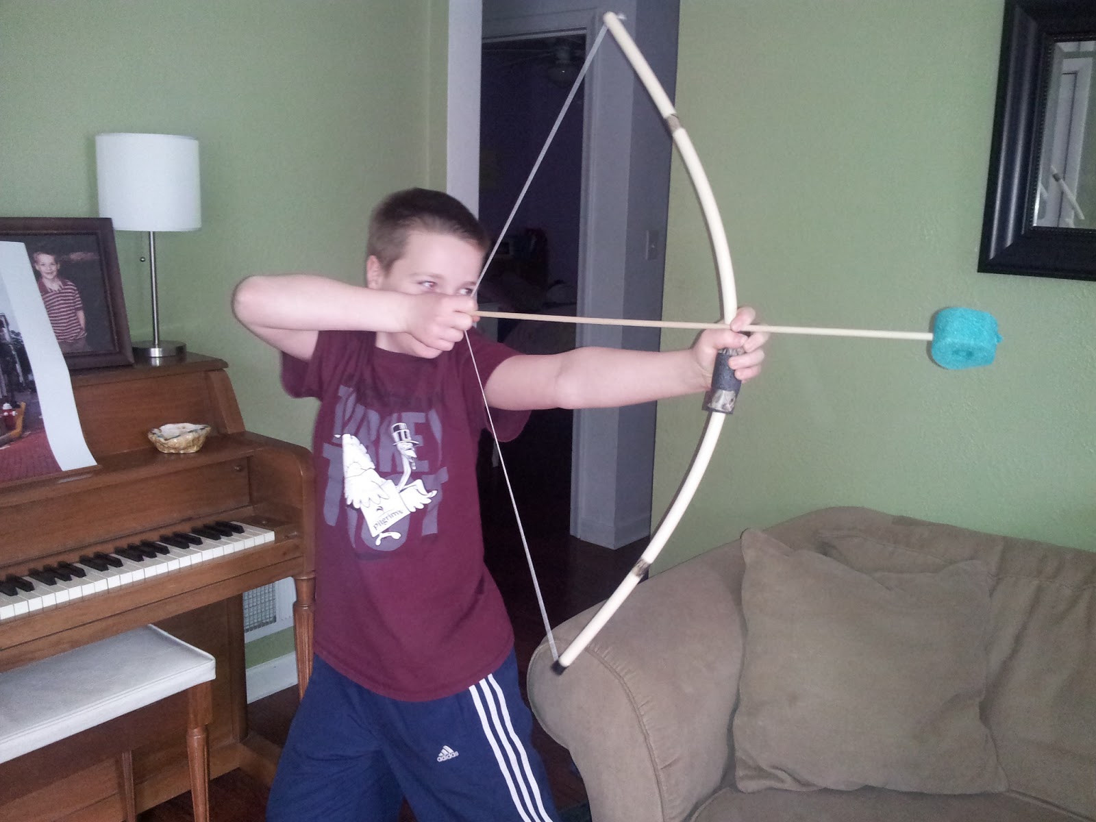 Awesome Bow and Arrows {That You Can Make!} I'm A Lazy Mom