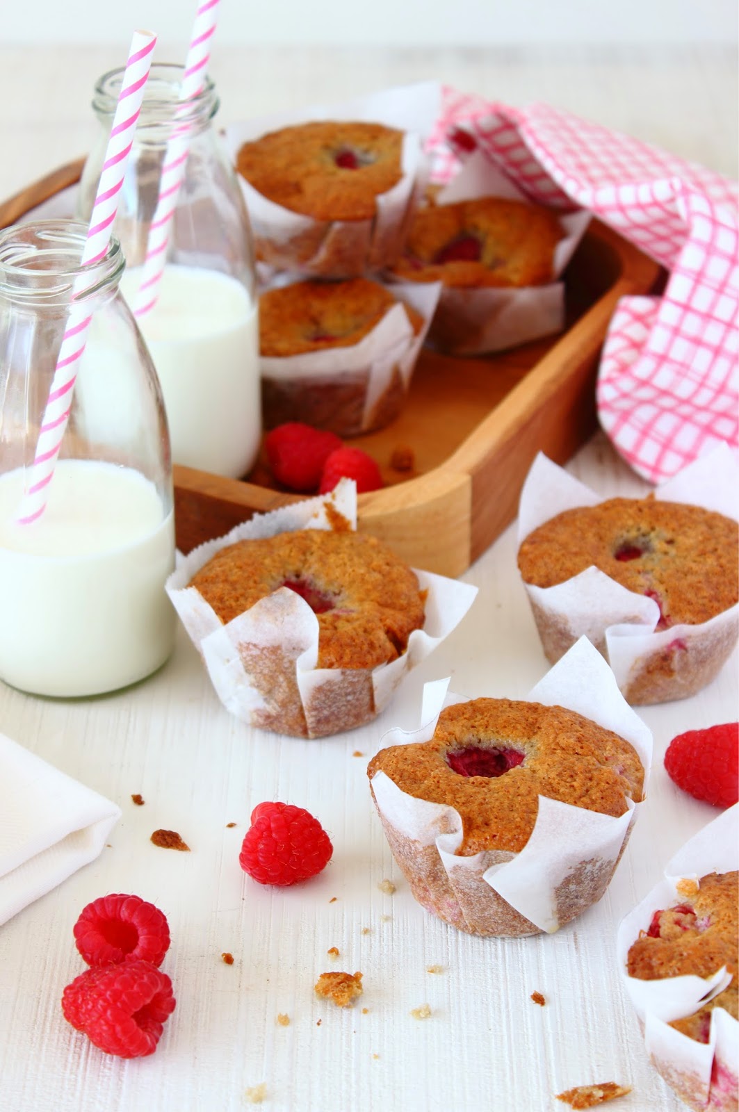 Frambozen muffins met witte chocolade