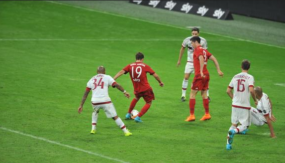 Bayern Bertemu Real Madrid Di Final Usai Tumbangkan AC Milan Bayern Bertemu Real Madrid Di Final Usai Tumbangkan AC Milan