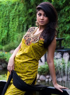 Bangladeshi Hot Models: Sarika
